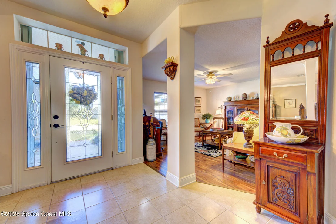 Photo of 1815 Botanica Circle