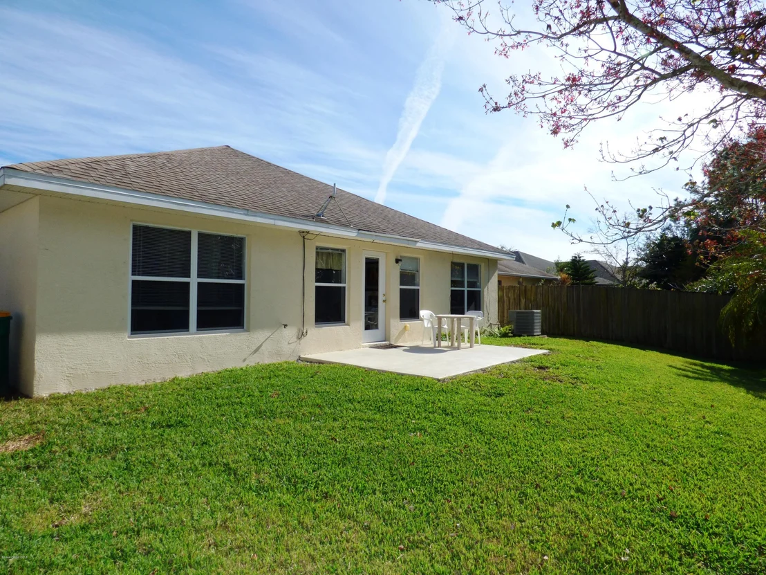 Photo of 2601 Stratford Pointe Drive