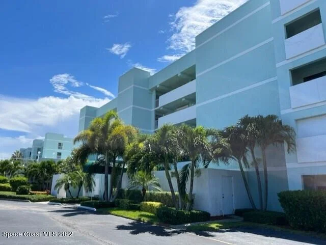 Photo of Unit 2302 at 1750 Commodore Boulevard