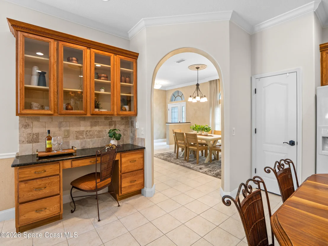 Photo of 992 Balmoral Way