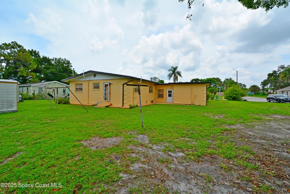 Photo of 600 Burr Street