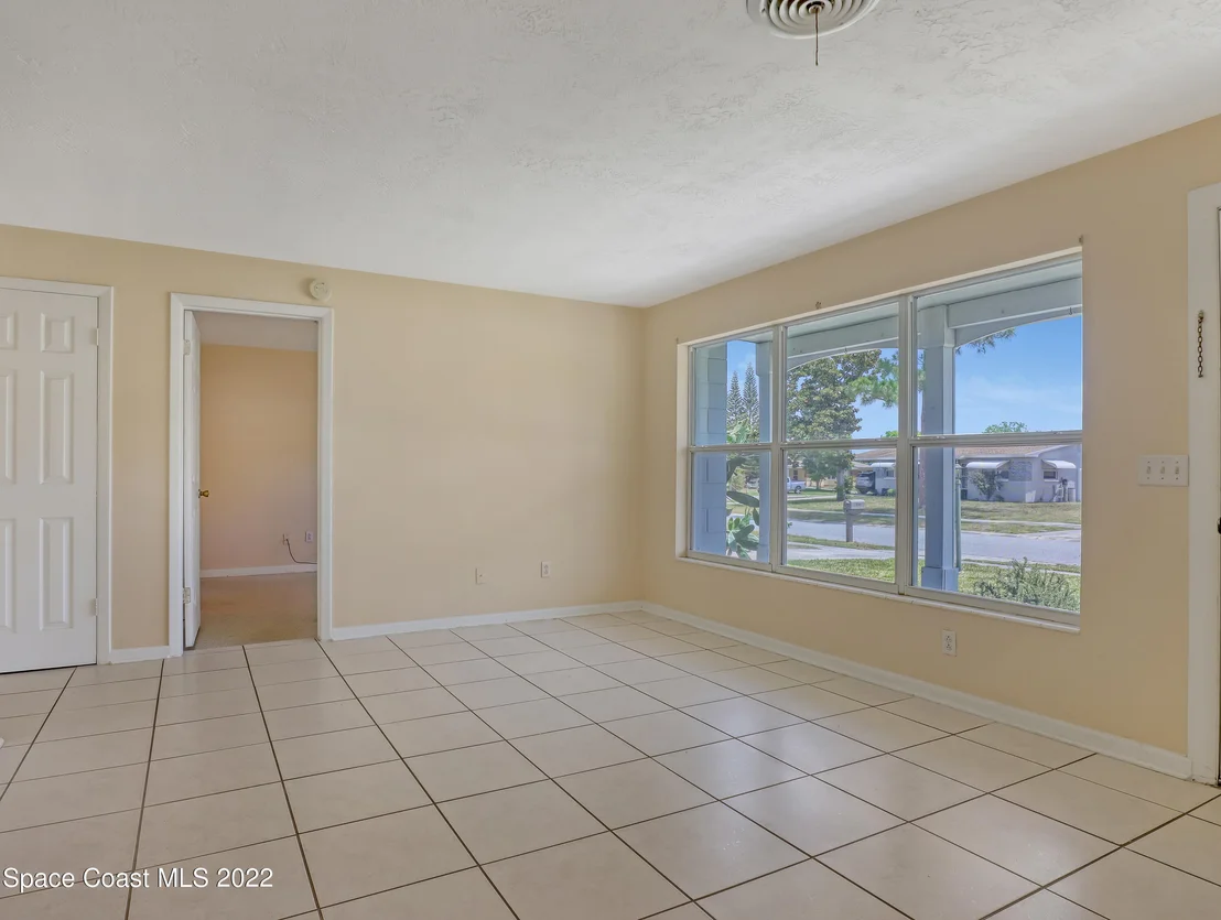 Photo of 1010 Barclay Drive