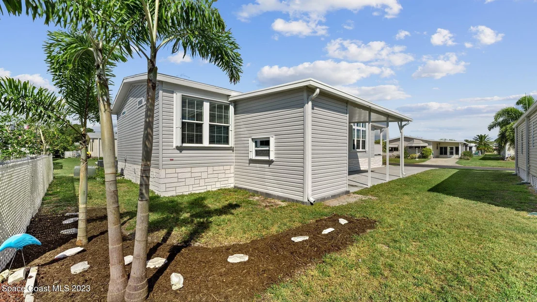 Photo of 1104 Tequesta Drive