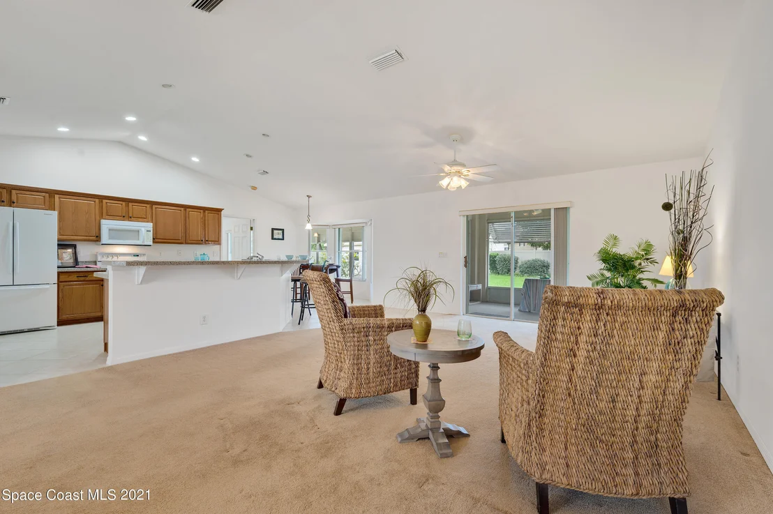 Photo of 786 Seven Gables Circle SE
