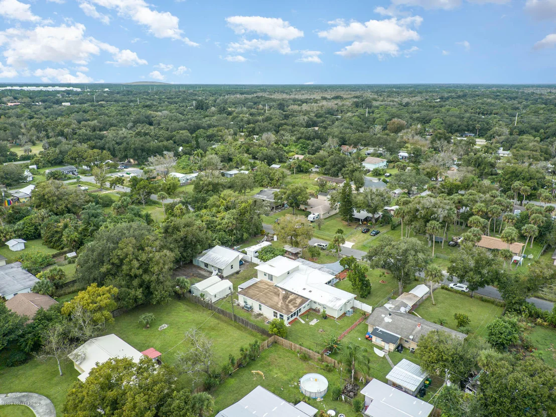 Photo of 2525 Coconut Drive