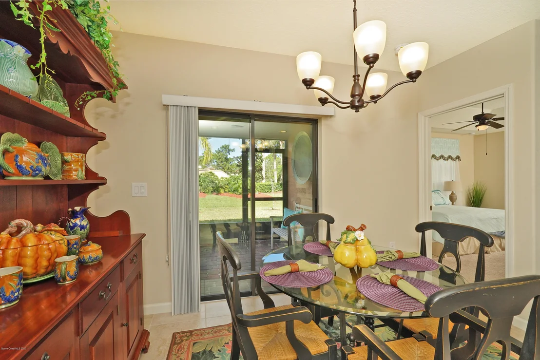 Photo of 505 Trymore Drive SE