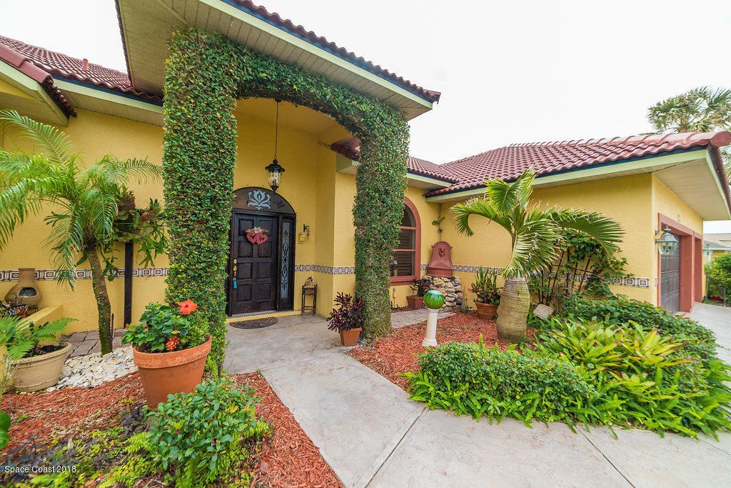 Photo of 207 Ivory Drive