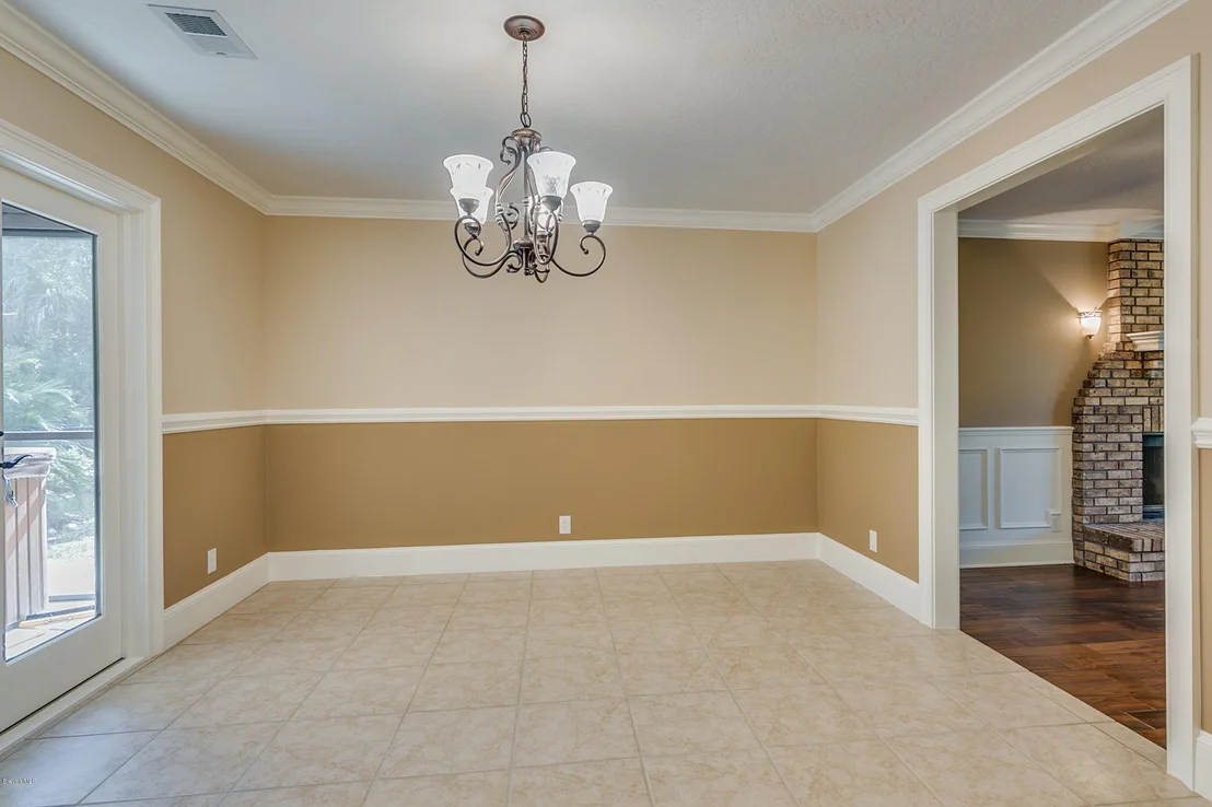 Photo of 4565 Lake Washington Road