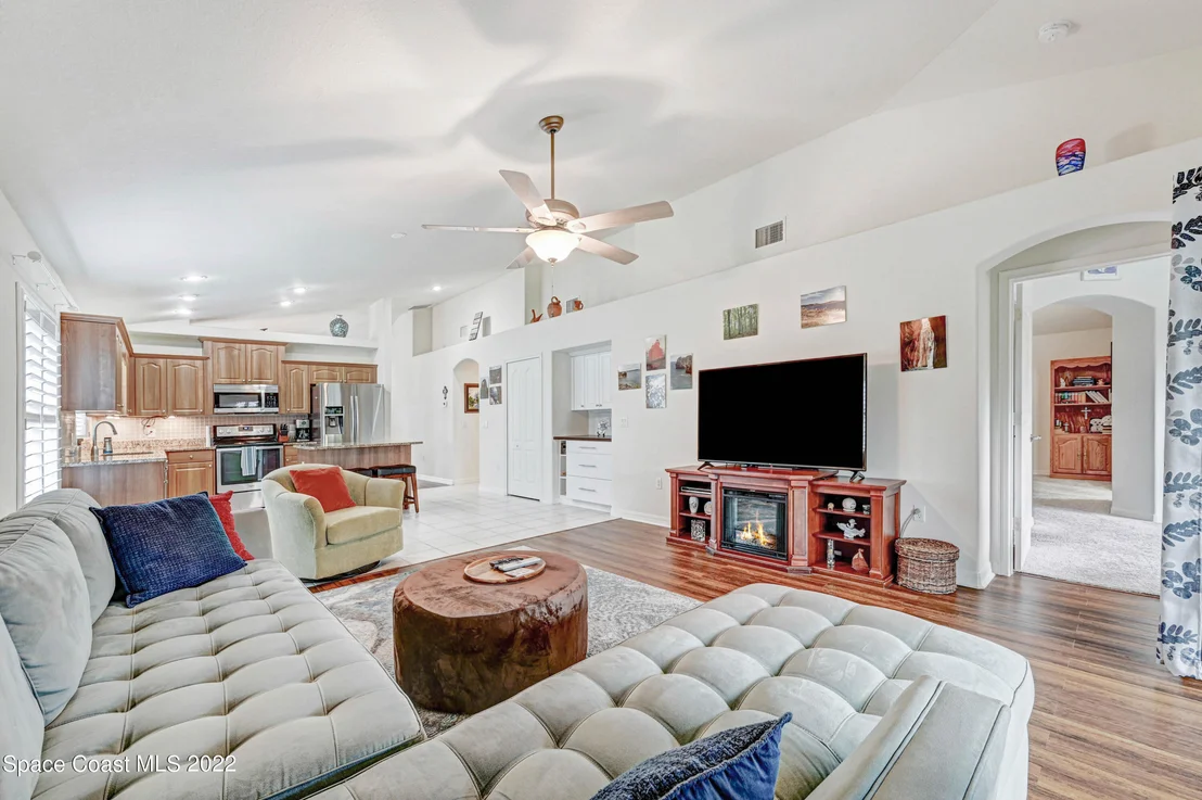 Photo of 1720 Lago Mar Drive