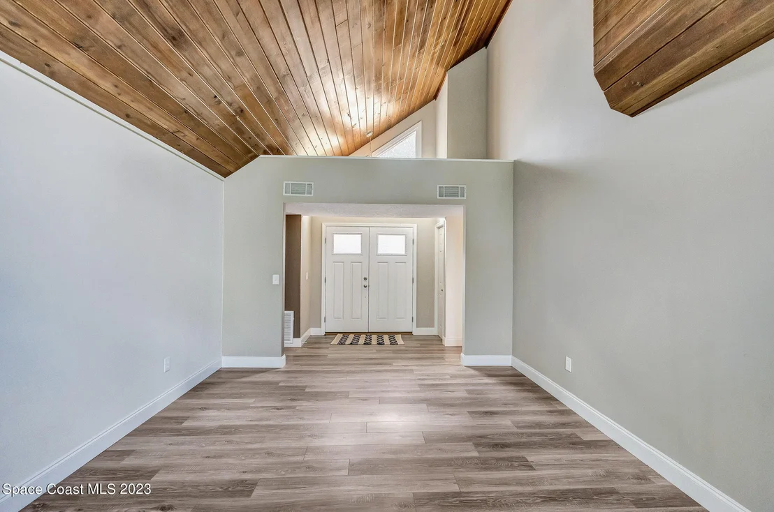 Photo of 414 Westchester Drive