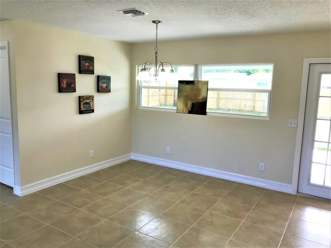 Photo of 1397 Stanley Lane