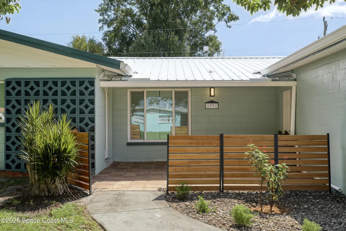 Photo of 1336 Estridge Drive