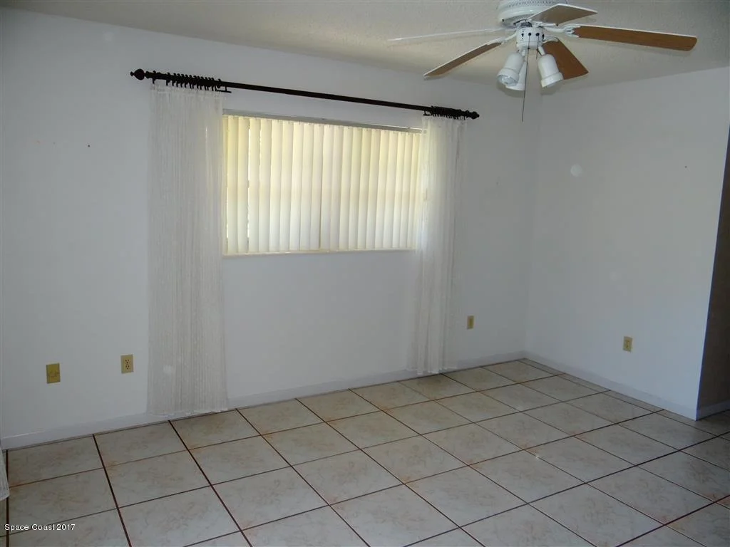 Photo of 1021 Sunswept Road NE