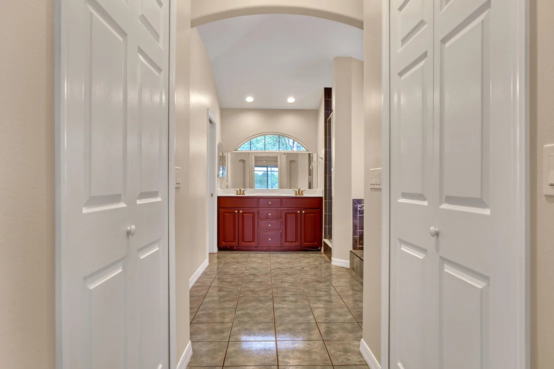Photo of 1840 Barton Boulevard