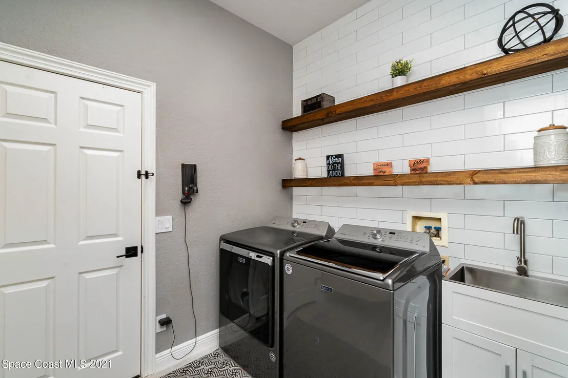 Photo of 4150 Stoney Point Road