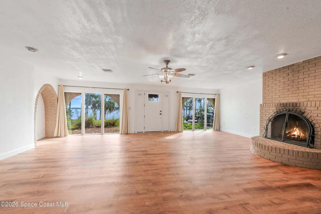 Photo of 555 Rockledge Drive