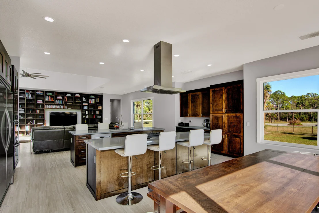 Photo of 3345 Grant Road