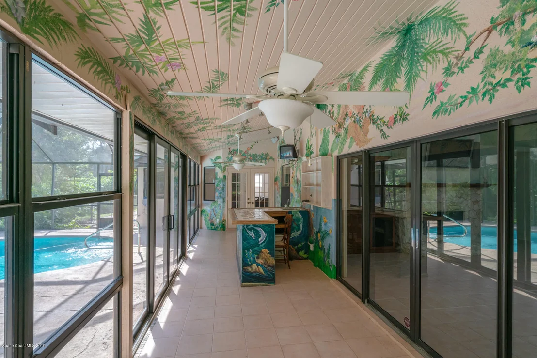 Photo of 113 Seagrape Road