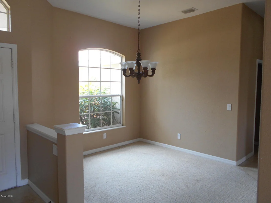 Photo of 1715 Sumter Lane