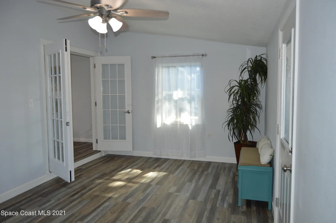 Photo of 2042 Doyle Drive