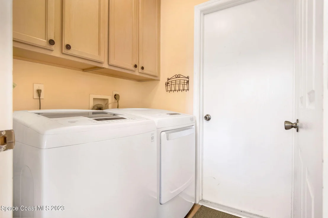 Photo of 1443 Hill Avenue
