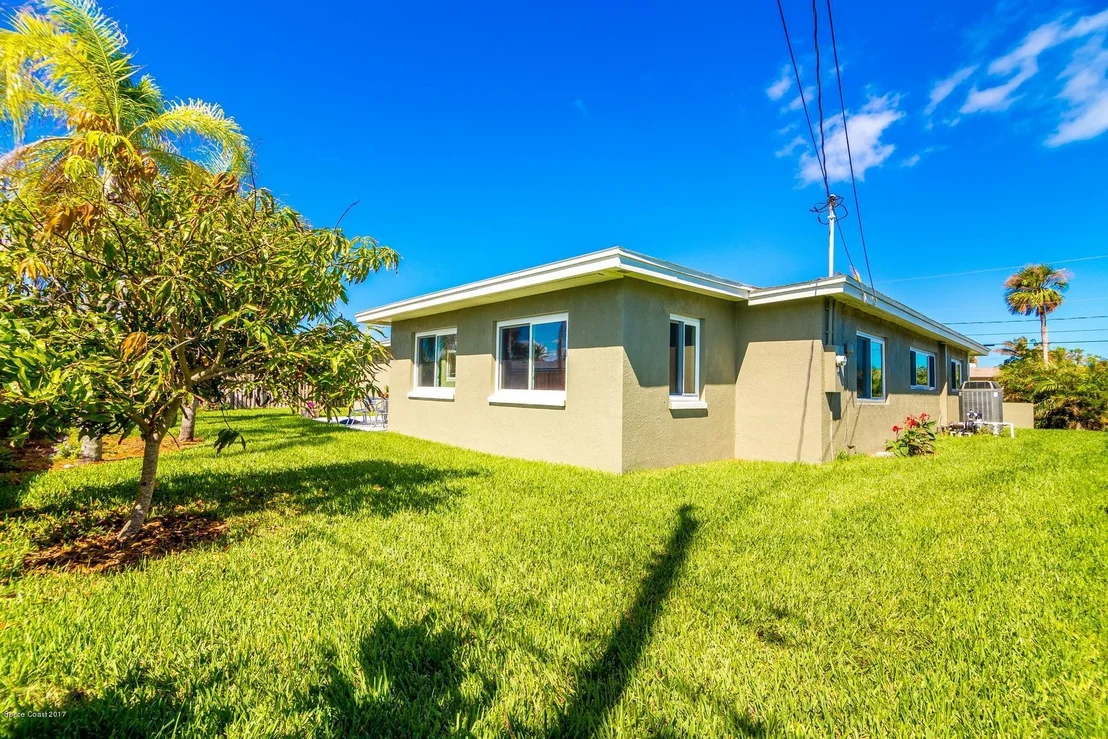 Photo of 446 N Neptune Drive