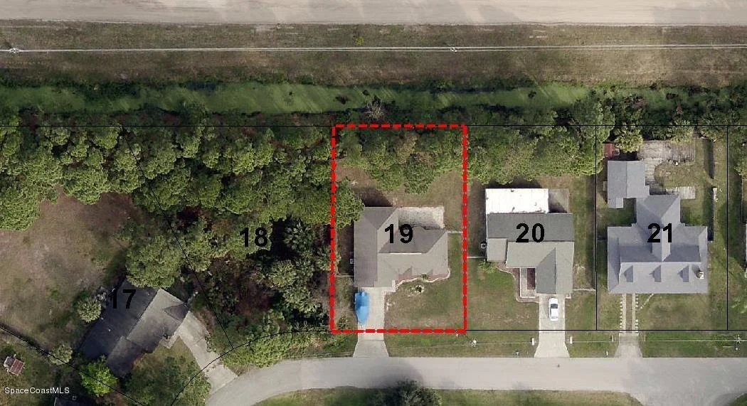 Photo of 5740 FRIENDLY Street