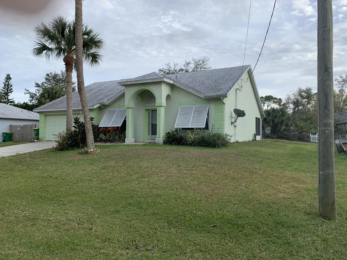 Photo of 6523 Banyan Street