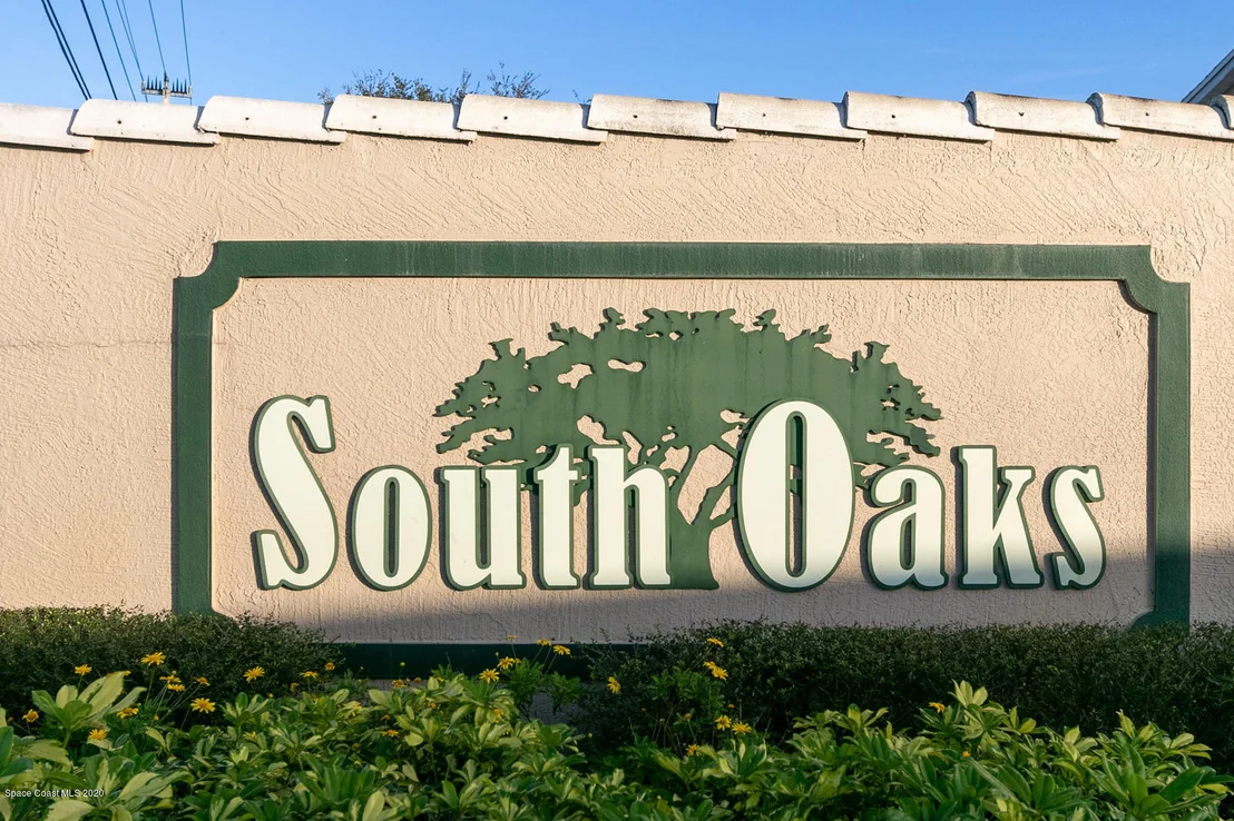 Photo of 950 Cross Lake Drive