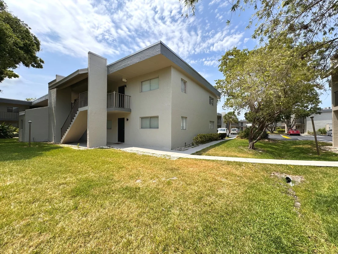 Photo of Unit 146 at 2935 Thrush Drive