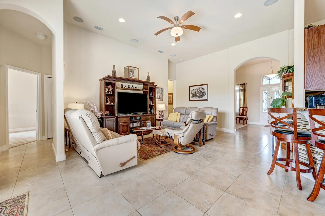 Photo of 1333 Tralee Bay Avenue