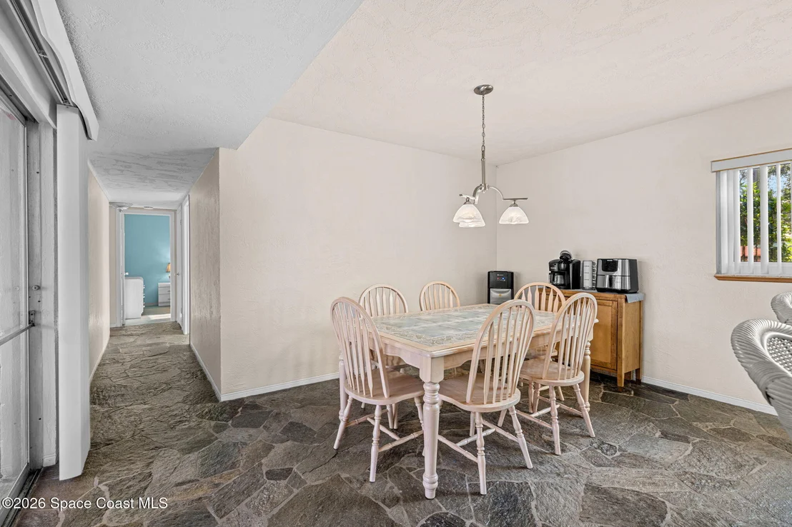 Photo of 1044 Samar Road