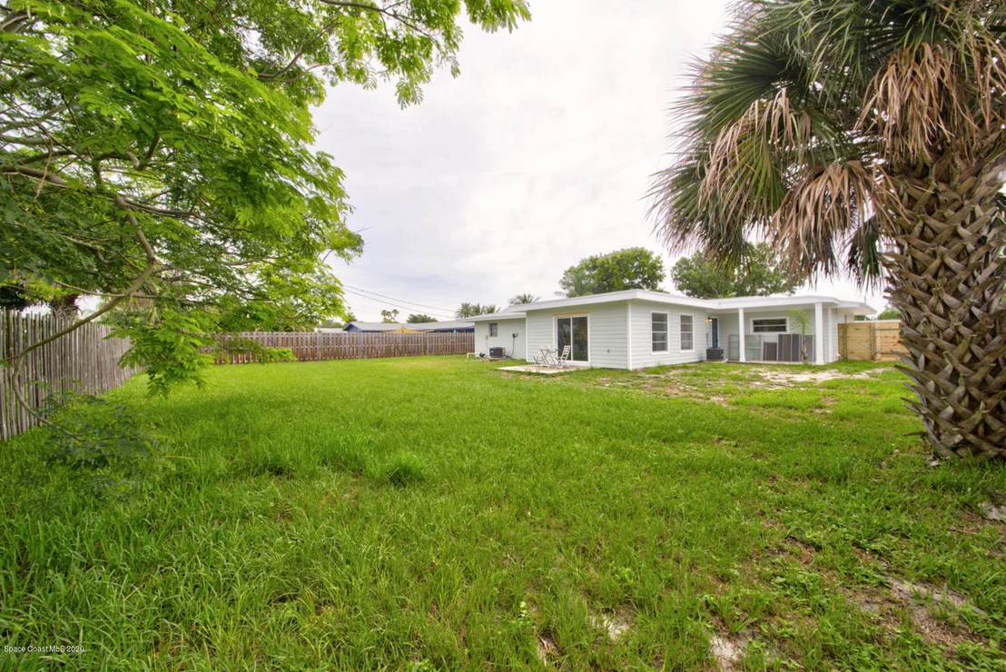 Photo of 1114 Seminole Drive