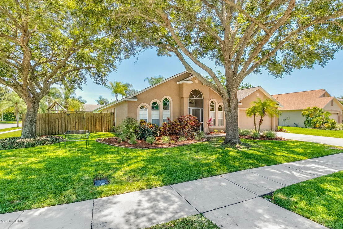 Photo of 1001 Pelican Lane
