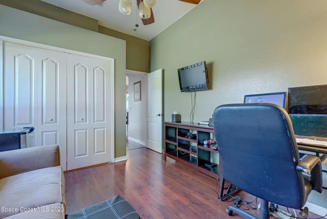 Photo of 832 Carriage Hill Road