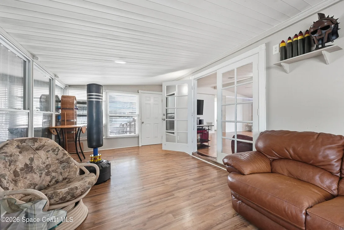 Photo of 566 Dolphin Circle