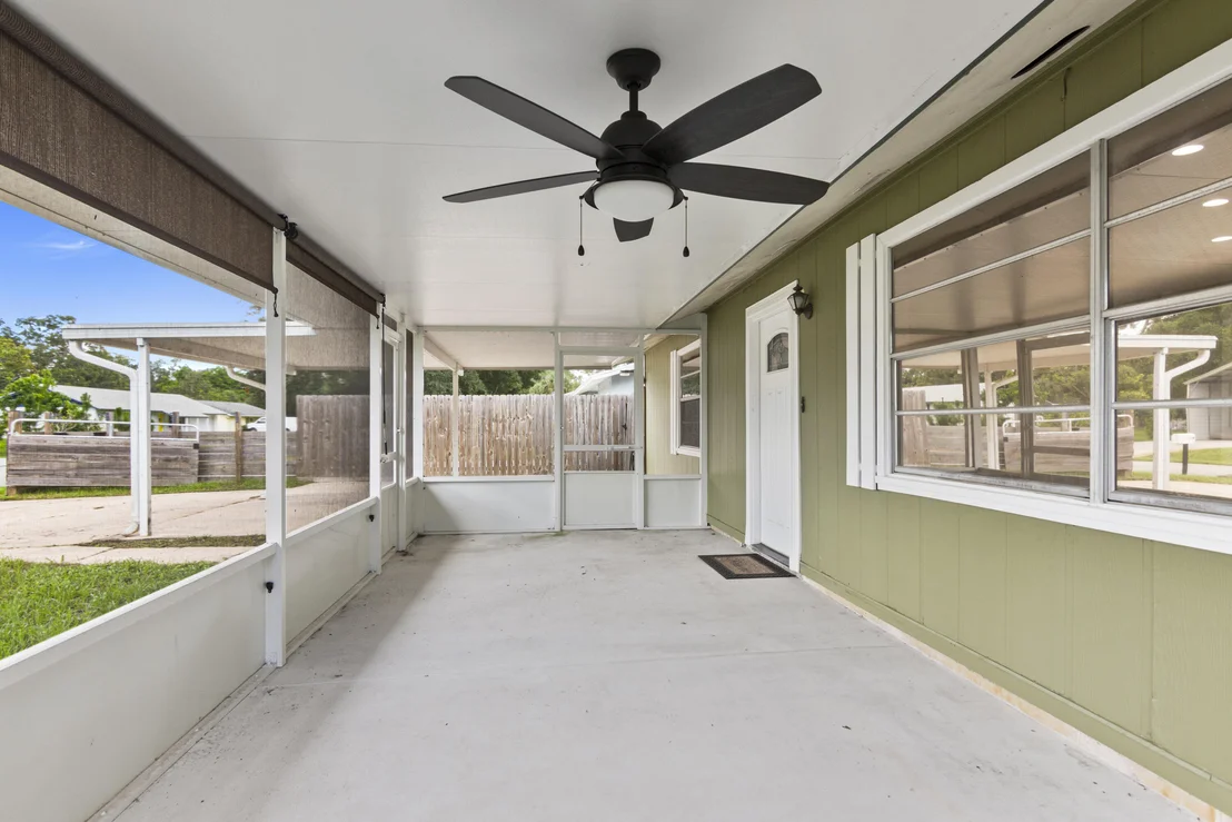 Photo of 3446 1st Road