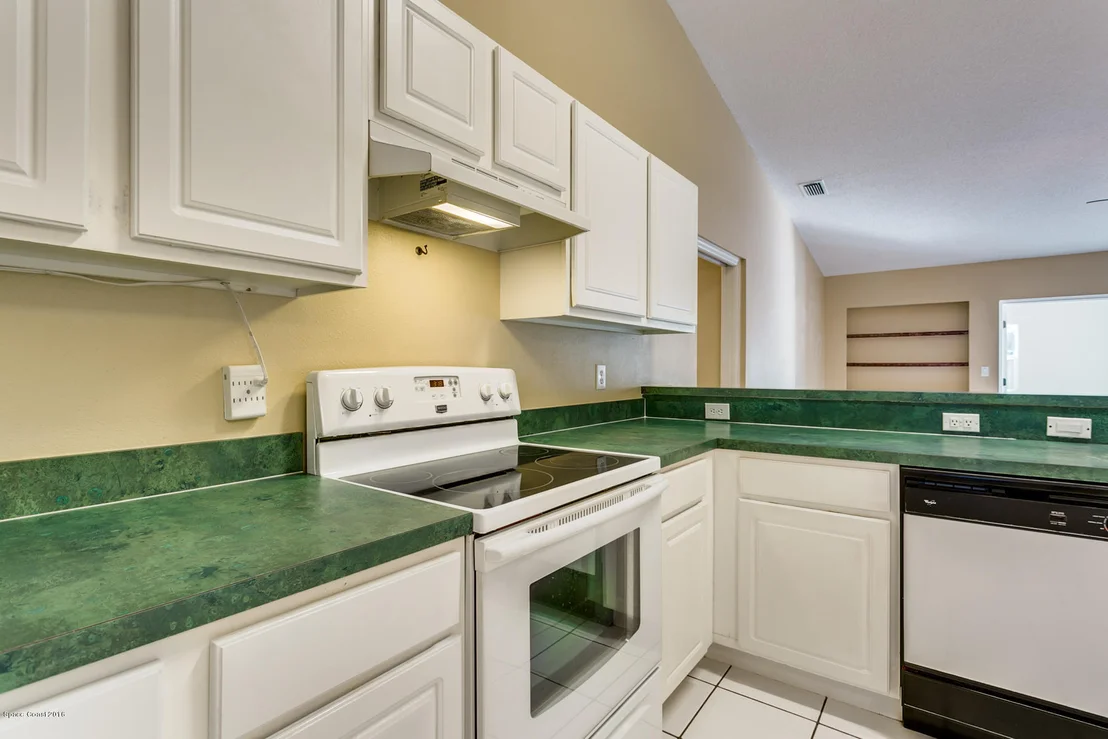 Photo of 1121 Juno Place
