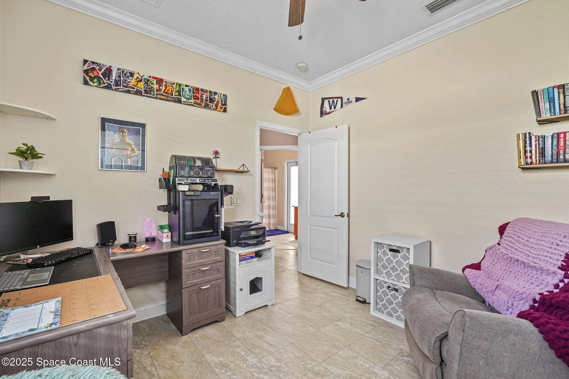 Photo of 381 Waterside Circle