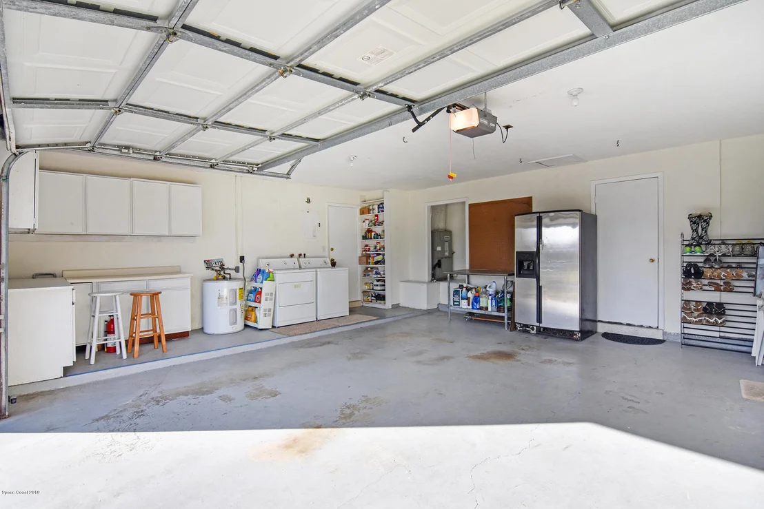 Photo of 385 Formosa Drive