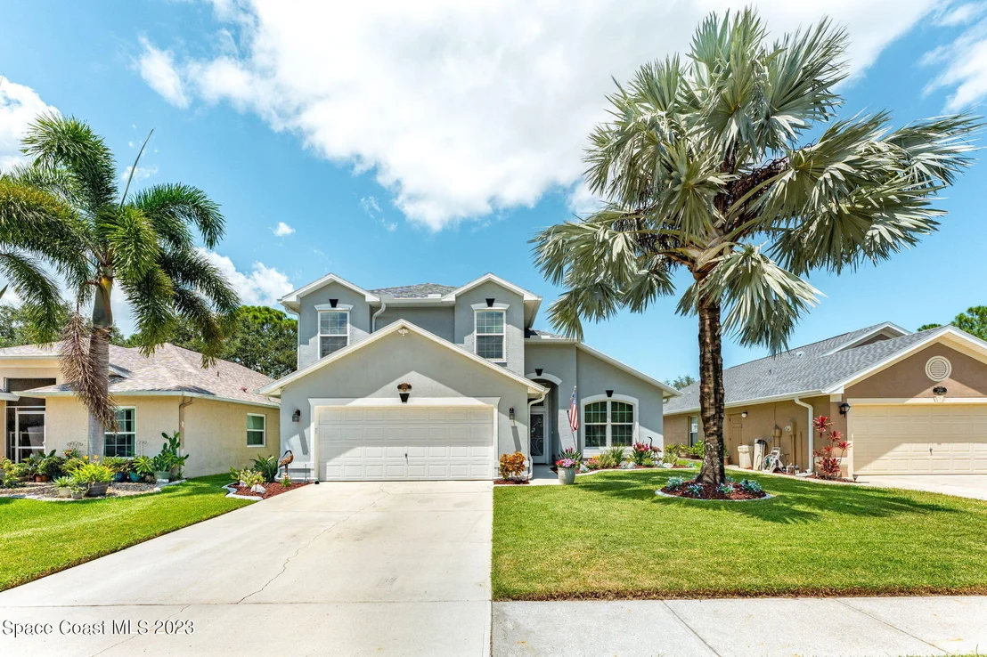 Photo of 2060 Stratford Pointe Drive