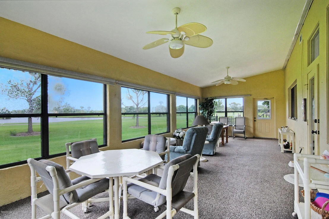 Photo of 965 Long Meadow Lane