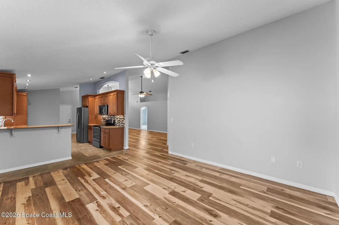 Photo of 1227 Creek Side Circle