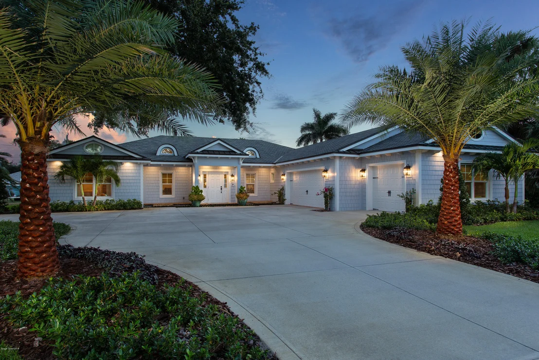 Photo of 401 Miami Avenue