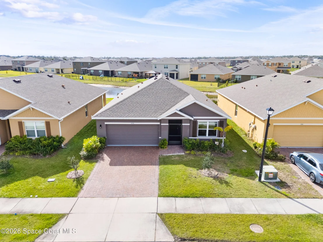 Photo of 3696 Aberdeen Drive SE