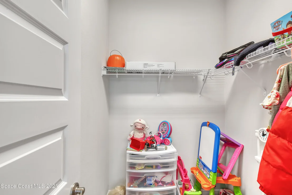 Photo of 7763 Poulicny Lane