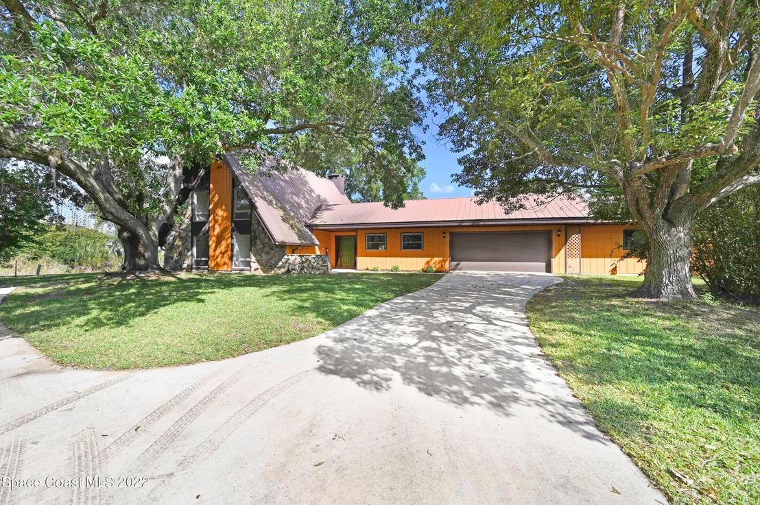 Photo of 555 Amber Lane