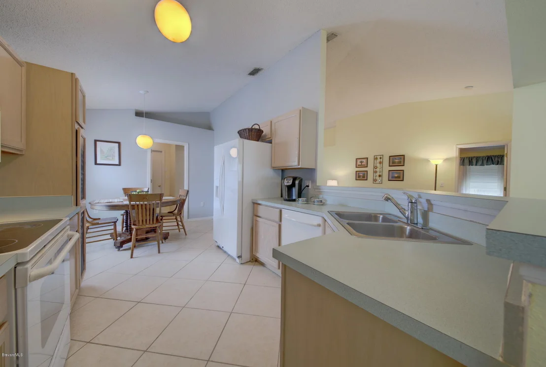 Photo of 8504 Ivanhoe Drive