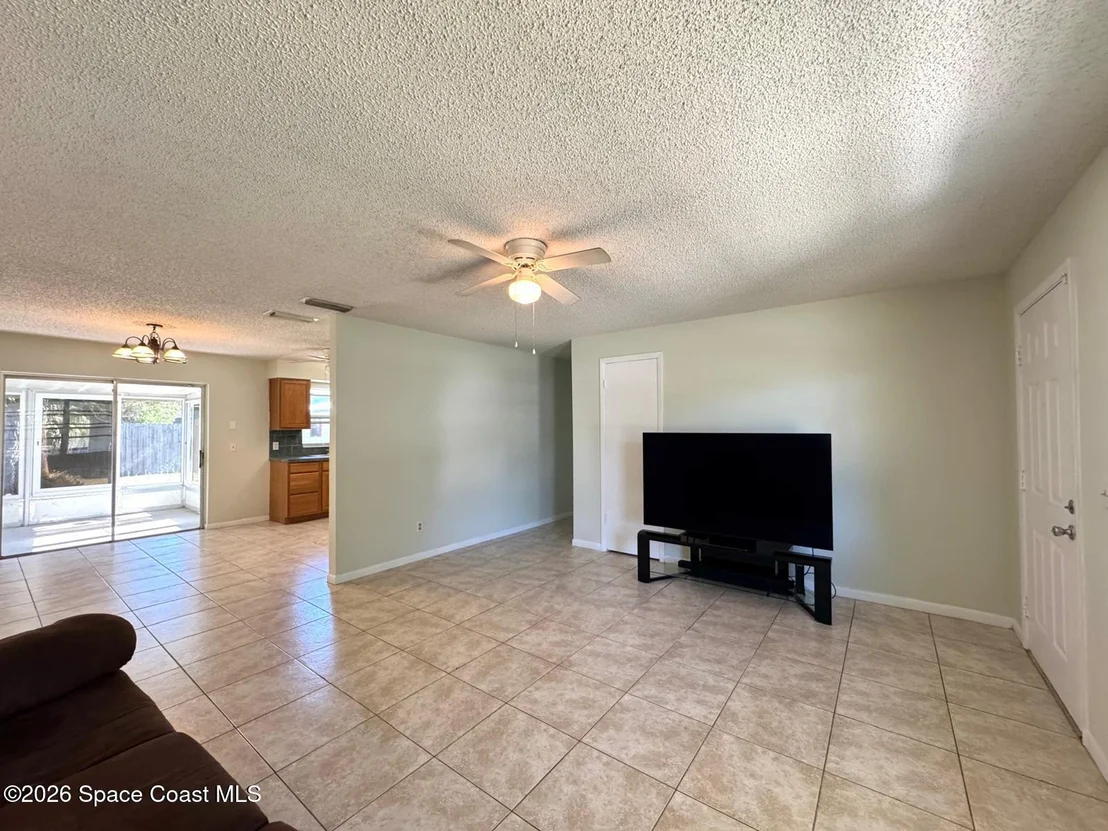 Photo of 518 Sylvia Road