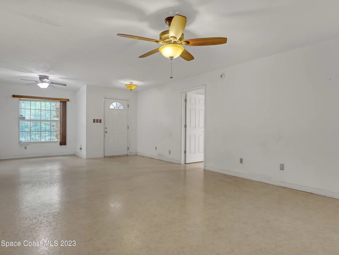 Photo of 906 Beryl Drive